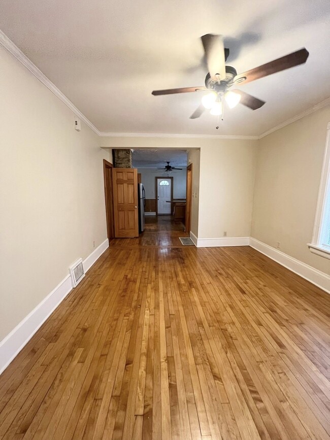 Photo - 3336 N Bartlett Ave Unidad #1