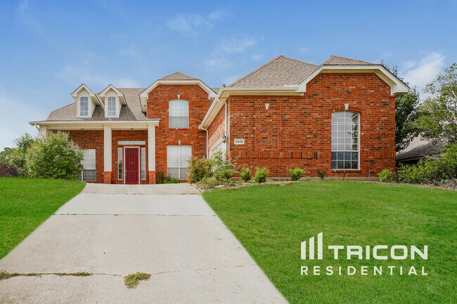 Building Photo - 2622 Westwind Dr