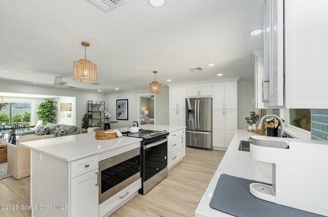 Photo - 100 Bel Aire Dr