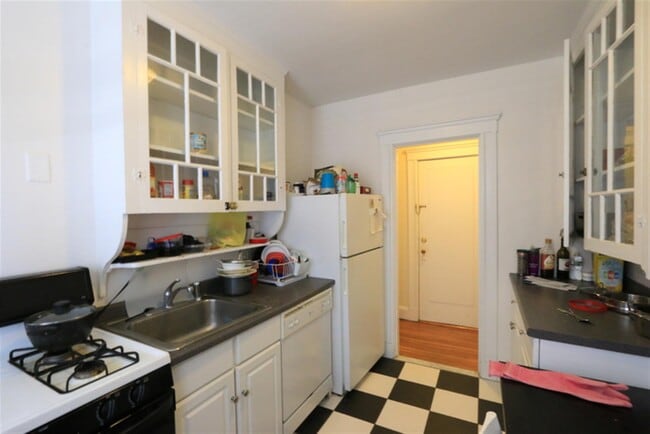 Photo - 13 Ellery St Unit 4