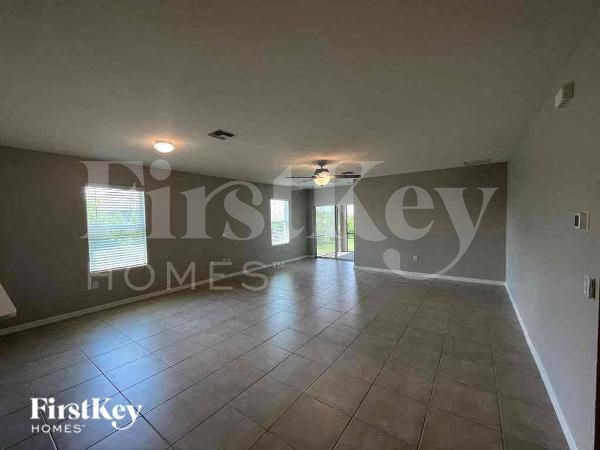 Photo - 2800 Zaragoza Ct