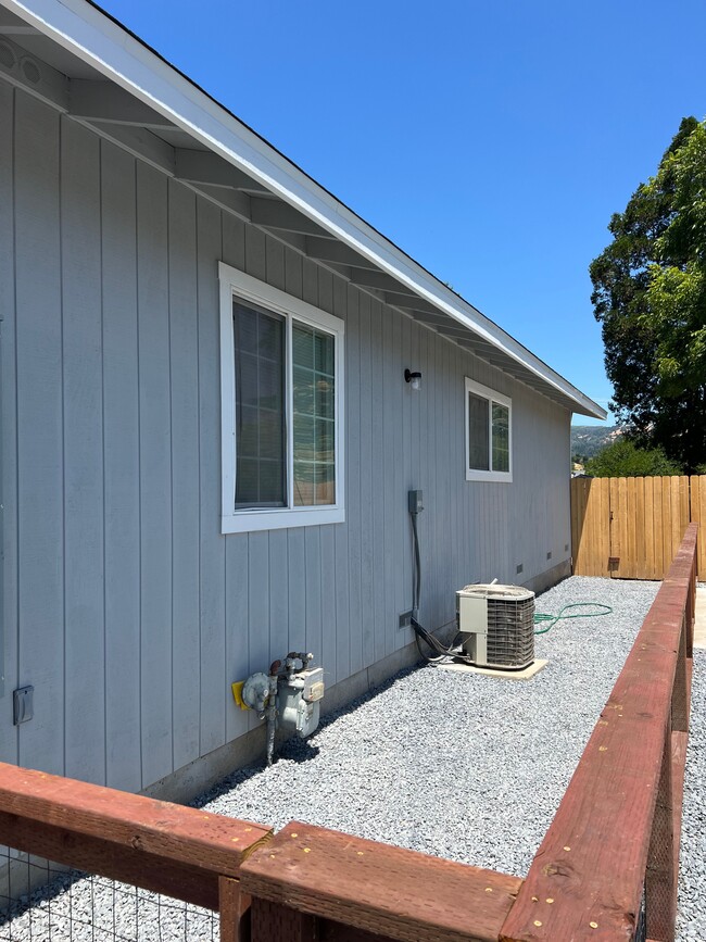 Photo - 316 Hardister Dr