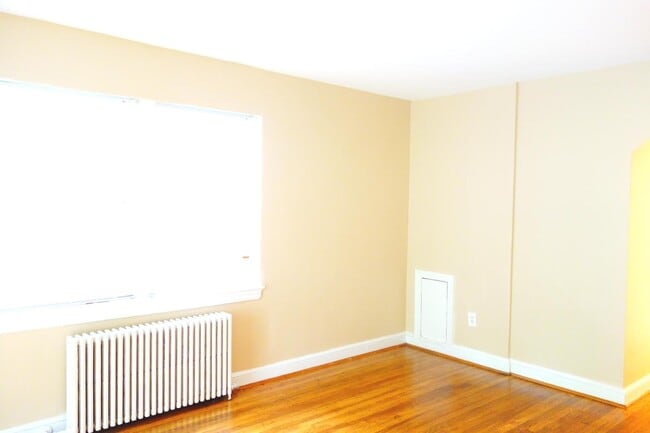 Photo - 8409 Greenwood Ave Unidad 1