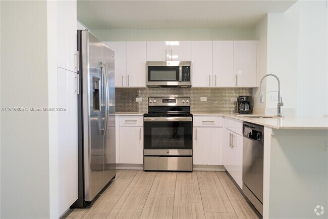 Building Photo - 1776 Polk St Unit 315 Rental