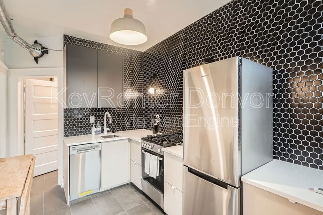 Photo - 227 S Logan St Unit 1