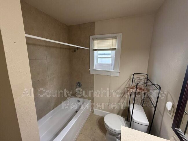 Photo - 1000 6th St N Unit Apt 2