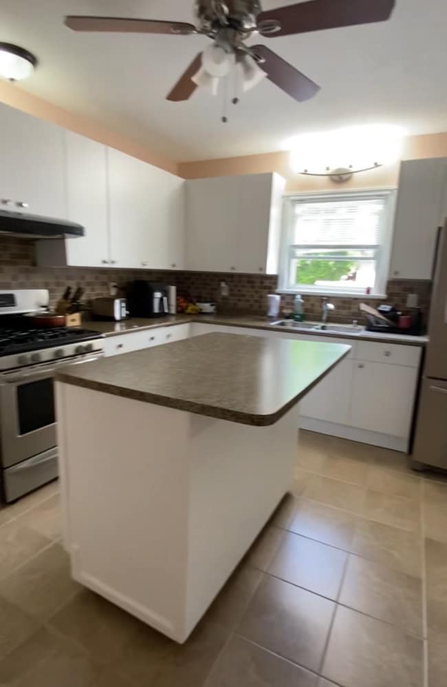 Photo - 207 Kathleen Ave Unit Room 1