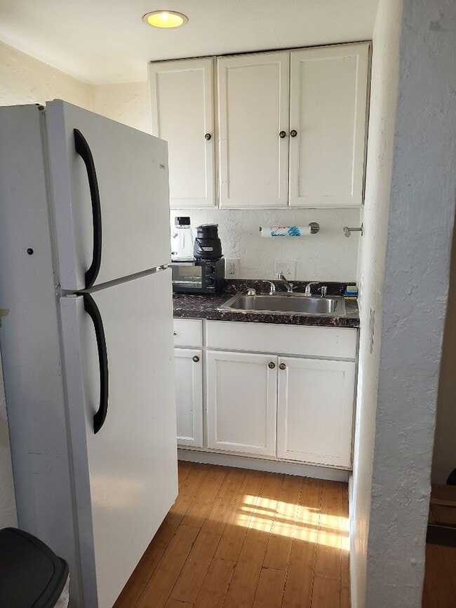 Photo - 747 Willow St Unit 747 Willow Street #6