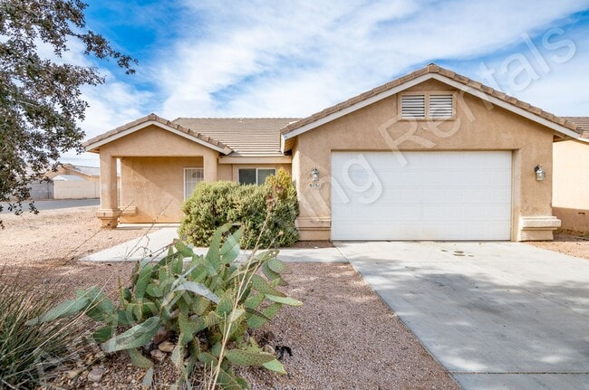 Building Photo - AMAZING 4 BEDROOM HOME