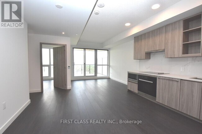 Photo - 25 McMahon Dr Unit 1707
