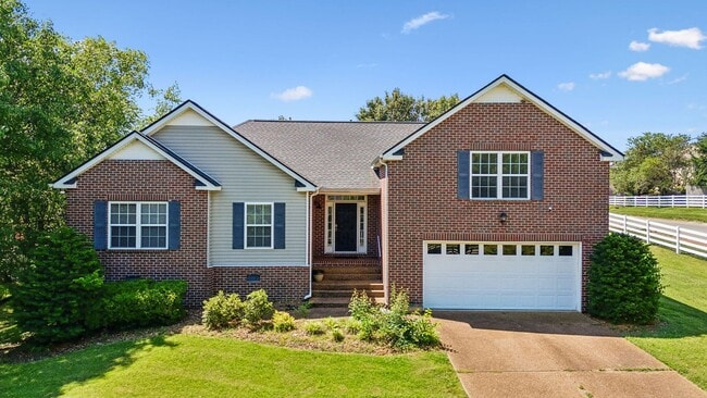 Photo - 2601 Danbury Cir