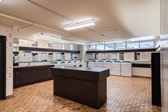 Photo - 3630 Promenade Sir-William-Osler Unité SI ID1261797P