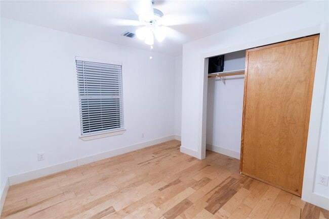 Photo - 1309 E 52nd St Unit 2