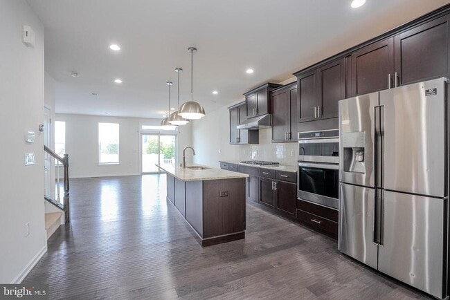 Photo - 16 Clover Ln