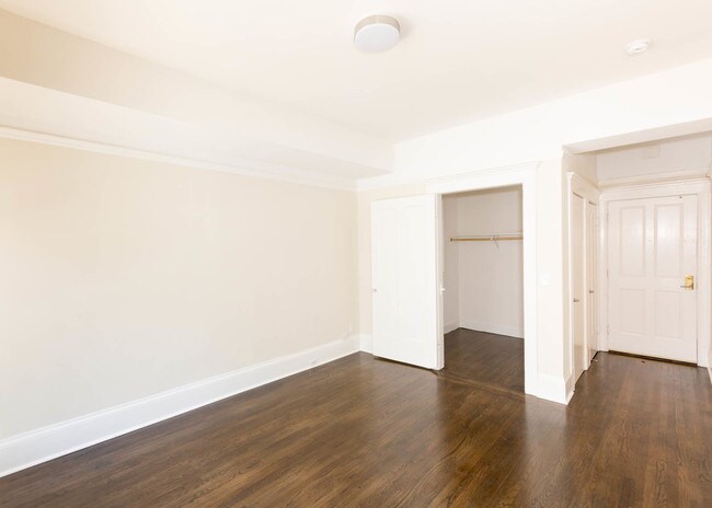 Unit #208 - 990 Geary