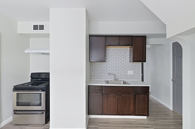 Photo - 3536 N 19th St. Unit Upper