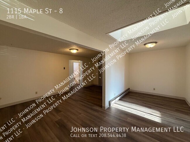 Photo - 1115 Maple St Unit 8