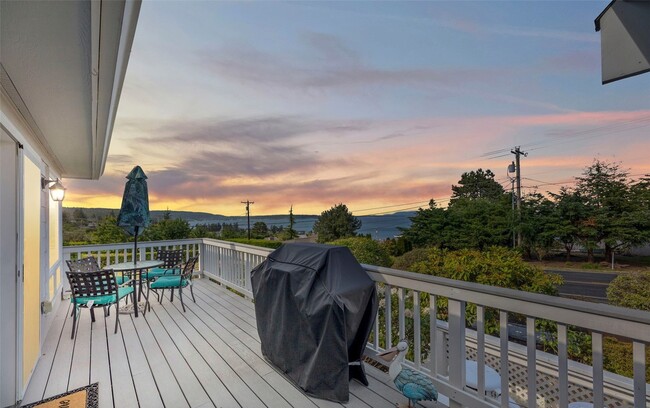 Photo - 1486 SE Camano Dr
