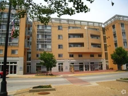 Building Photo - 640 Wabash Ave Rental