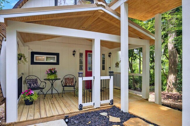 Photo - 1645 Tallavana Trail