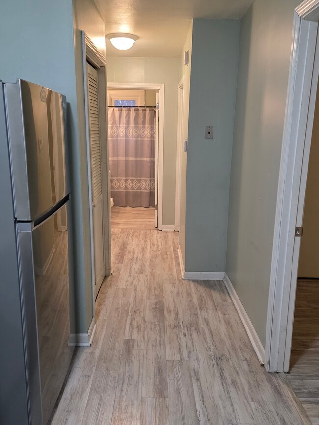 Photo - 209 W Green St