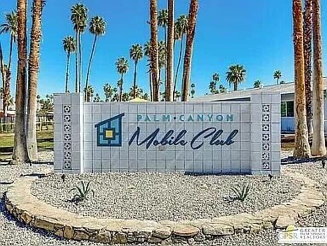 313 Kona Ln