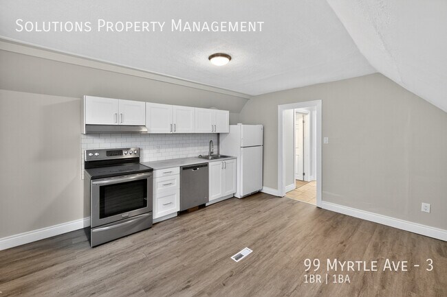 Photo - ***Modern 1 Bed/1 Bath Top Floor Unit** Unité 3