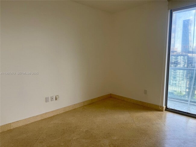Photo - 1050 Brickell Ave Unit 2212