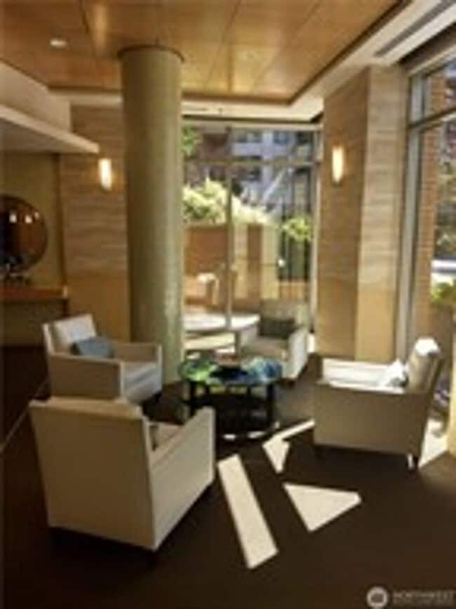 Photo - 2Bd/1.75Ba Bellevue Condo Unit 2007