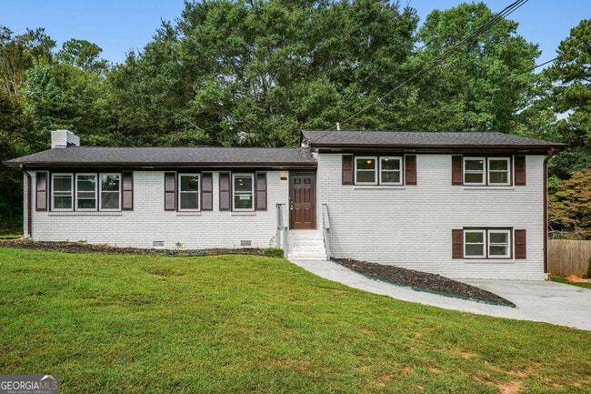 Building Photo - 3583 Steinhauer Rd
