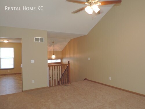 Photo - 2-bedroom Townhouse with Double Garage #11228