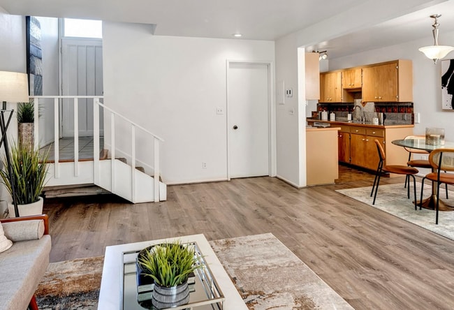 Photo - Downtown Bellevue 2 Bedroom 1.5 Bath 2 story Condo