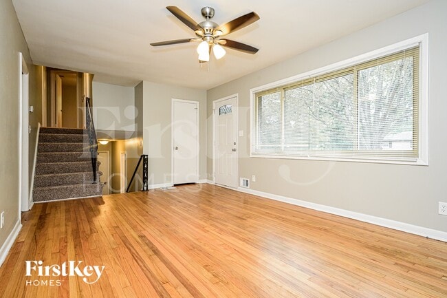 2344 Tiffany Cir