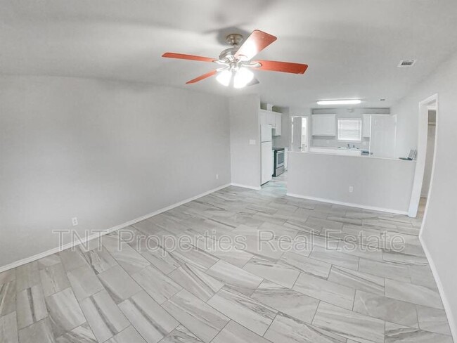 Photo - 9871 Risky's Ranch Dr