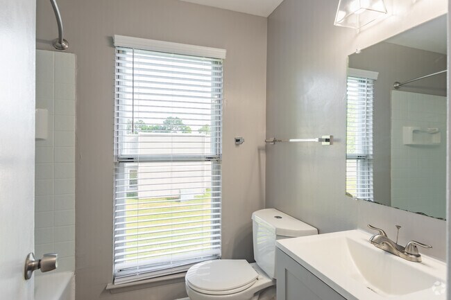 2HAB,1BA,-920SF - Stone Ridge Apartments