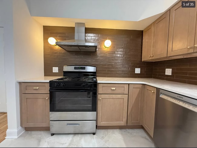 Photo - 3706 N Wilton Ave