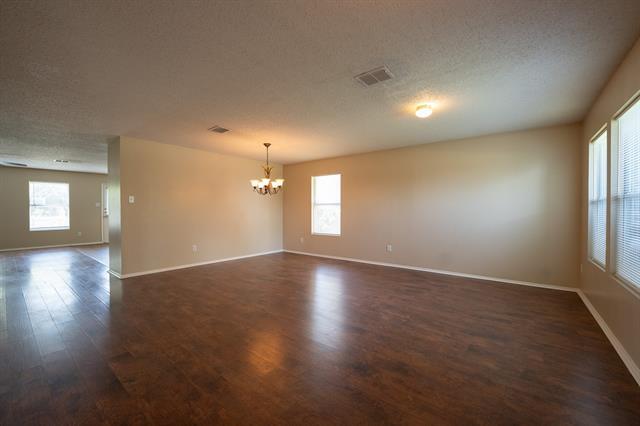 Photo - 1420 Bumble Bee Dr