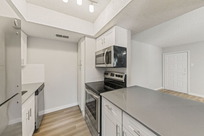 Photo - Tides at Highland Meadows