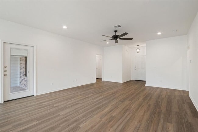 Photo - Residences at Windmill Preserve