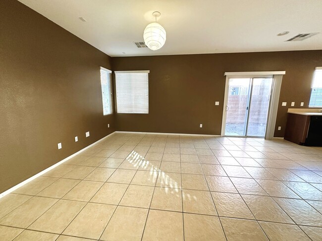 Photo - Charming 3 bed/2.5 bath single-family home in the heart of Blue Diamond! Tiled, downstairs entryw...