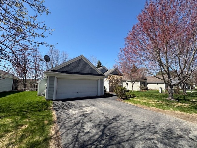 Photo - 3BR/3BA house plus utilities $3850