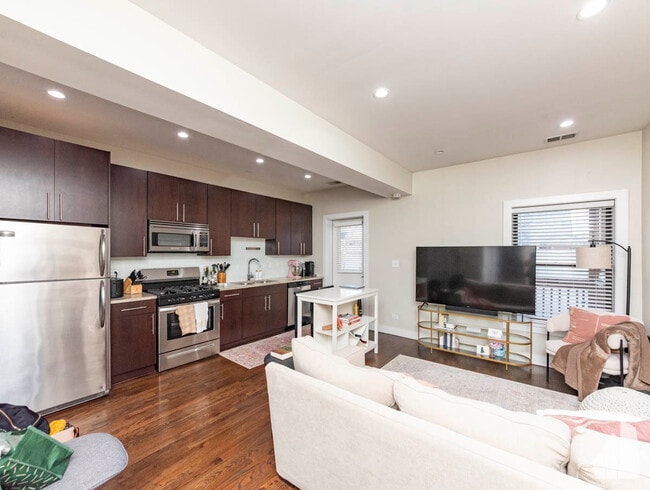 Photo - 1504 W Roscoe St Unidad 2W