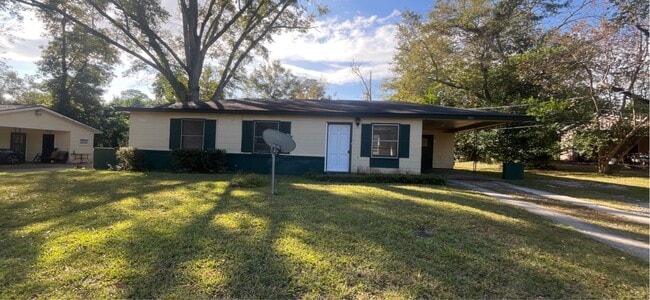 Building Photo - 1511 Evelyn Ave
