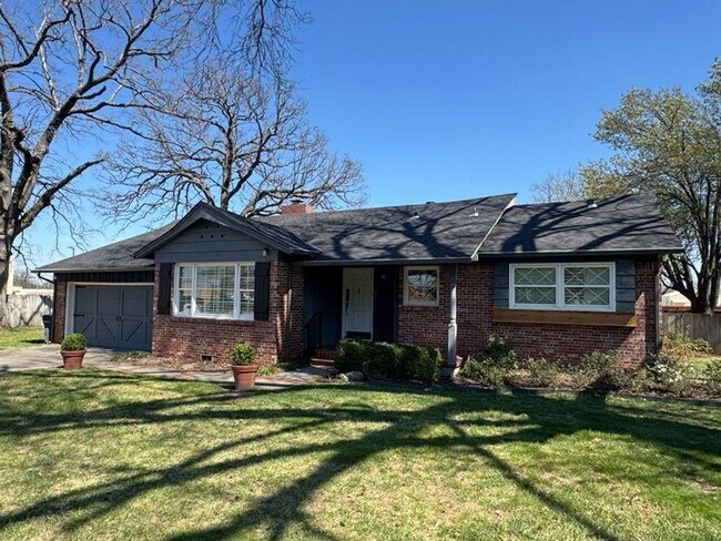 Photo - Gorgeous home close to everything!