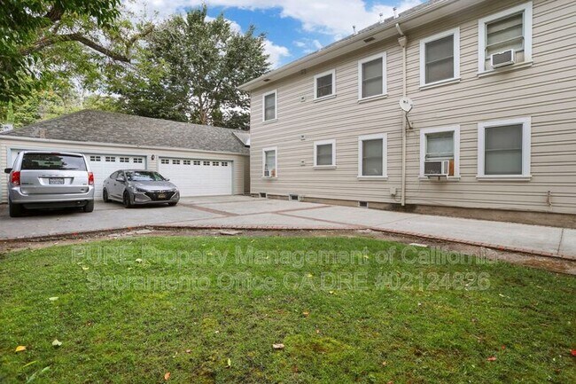 Photo - 816 22nd St Unit 2