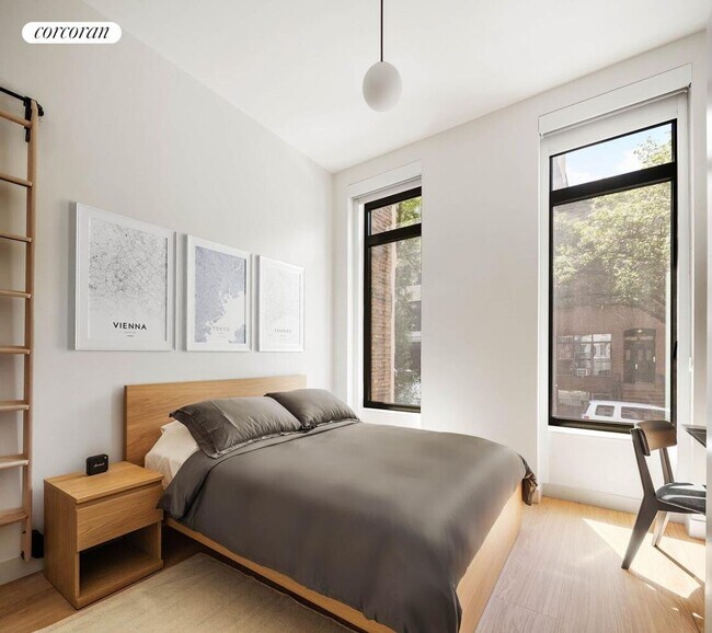 Building Photo - 447 W 51st St Rental