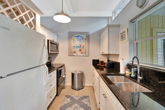 Photo - 720 Lantana Ln