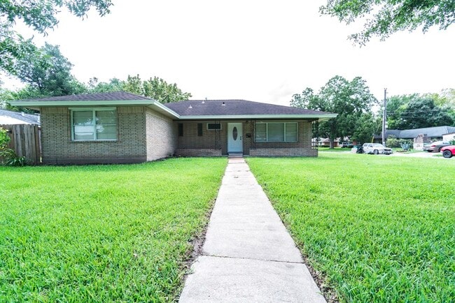 Photo - 1510 Greenbriar Ave Casa
