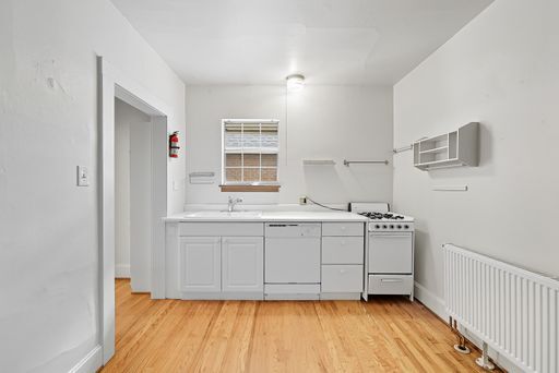 Photo - Charming 1-Bedroom Apartment in Desirable ... Unit # 2