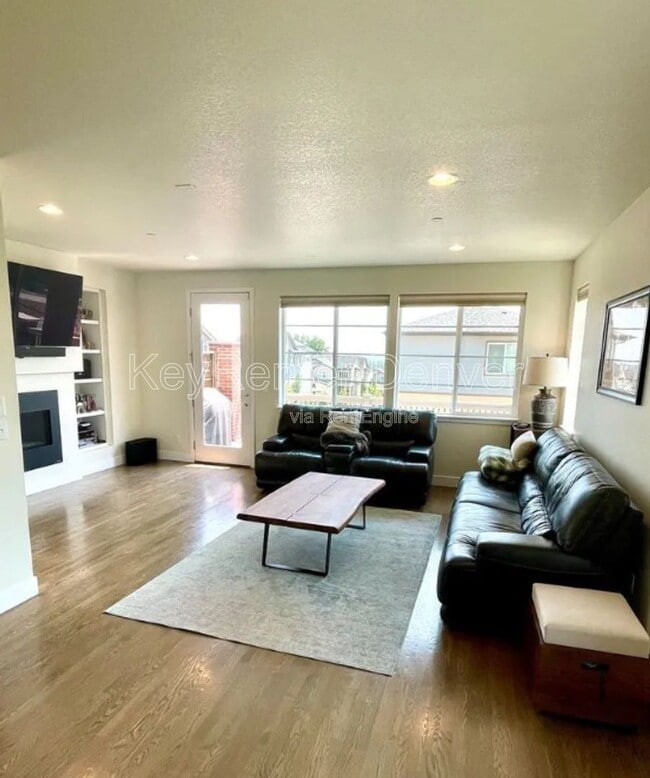 Photo - 8991 Yates Dr